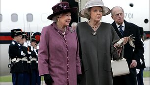 Dvi karalienės, Elizabeth II ir Beatrix