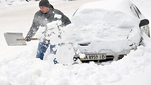 Ukrainoje per tris dienas i&scaron;krito mėnesio kritulių norma.