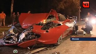 &bdquo;Ferrari&ldquo; vairuotojas lėkė dideliu greičiu, jis mirtinai parblo&scaron;kė pensininką, ėjusi neleistinoje vietoje.