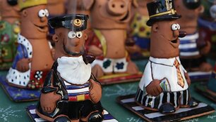 Savaitgalį Vilniuje, Gedimino prospekte, vyko pirmoji Tautų mugė. Joje buvo pristatomas Lietuvoje gyvenančių tautų kultūrinis paveldas.