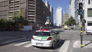 „Google“ automobilis fiksuoja vaizdus „Street View“ tarnybai