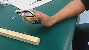 Telefonu &bdquo;HTC One X&ldquo; kalama vinis.