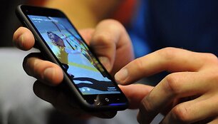 Telefonas su &bdquo;Facebook Home&ldquo; aplinka