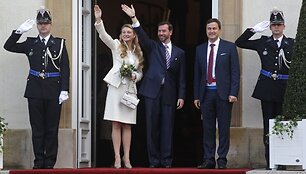 Princas Guillaume'as ir grafaitė Stephanie de Lannoy (centre)