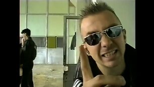 Andrius Mamontovas &bdquo;Foje&ldquo; dainos &bdquo;Žvaigždės kartais krenta&ldquo; vaizdo klipe