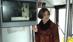 Festivalis &bdquo;Vilniaus kino &scaron;ortai 2011&ldquo; visą mėnesį troleibuso keleiviams siūlys žiūrėti trumpus filmus.