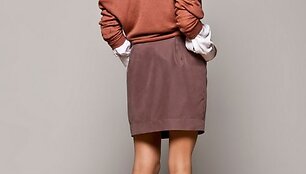 R.Piekautaitės 2012-ųjų pavasario&ndash;vasaros kolekcijos modelis