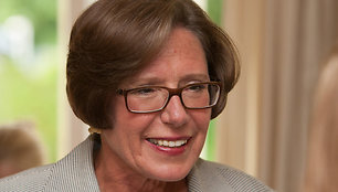 Anne E. Derse