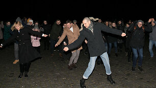 Grupė &bdquo;The Roop&ldquo; surengė &bdquo;flashmobą&ldquo;