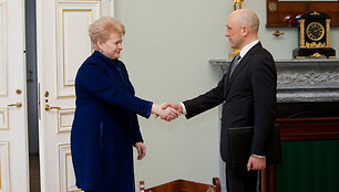 Dalia Grybauskaitė susitiko su Specialiųjų tyrimų tarnybos vadovu Sauliumi Urbanavičiumi