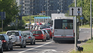 Autobusų ir troleibusų keleiviams tenka prisitaikyti prie naujų važinėjimo po Vilnių ypatumų