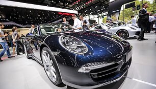 &bdquo;Porsche&ldquo; stendas Paryžiuje