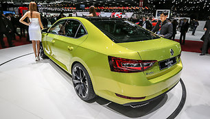 „Škoda Superb“