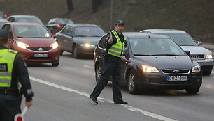 Vilniaus kelių policijos reidas Ukmergės gatvėje