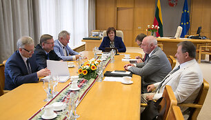 Seime Darbo partija su&scaron;aukė neeilinę Politinę tarybą 