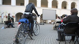 Ekologi&scaron;kas ,,Velokino"  seansas
