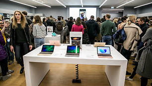 „Apple Premium Reseller“ parduotuvės atidarymo akimirka