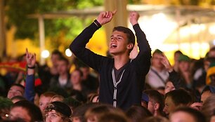 Krep&scaron;inio sirgaliai Rotu&scaron;ės aik&scaron;tėje
