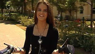 Agneta su bateliais