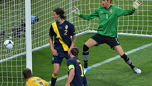 Andrijus &Scaron;evčenka mu&scaron;a įvartį