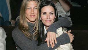 Jennifer Aniston ir Courtney Cox