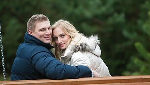 Rolandas Džiauk&scaron;tas su žmona Simona
