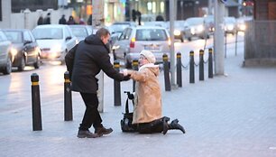 Gausiau pasnigus, esant plik&scaron;alai labiausiai nukenčia pėstieji &ndash; medikai jų sulaukia 2&ndash;3 kartus daugiau negu įprastai.