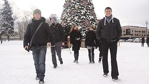Vilnių kalėdiniu laikotarpiu lanko ne tik užsienio turistai, bet ir svečiai i&scaron; kitų Lietuvos miestų.