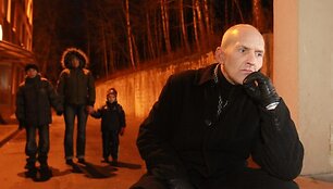 E.Boligatovas su vaikais ir žmona Nakvynės namuose gyvena jau dvejus metus.