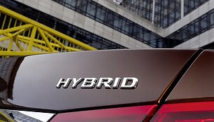 &bdquo;Mercedes-Benz E400 Hybrid&ldquo;