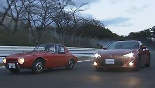 &bdquo;Toyota GT86&ldquo; susipažino su savo protėviais