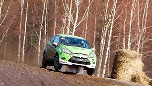 &bdquo;OKarte Autosporta Akademija&ldquo; organizuotų &bdquo;Ford Fiesta R2&ldquo; bandymų Latvijoje akimirka