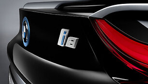 &bdquo;BMW i8 Spyder&ldquo; hibridinis kabrioletas