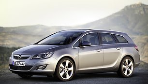 „Opel Astra Sports Tourer“