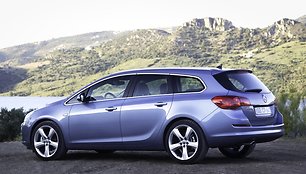 „Opel Astra Sports Tourer“