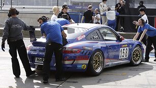 Andžejus Dzikevičius Niurburgringe prie &bdquo;Porsche 911 GT3 Cup 997&ldquo; vairo