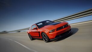 &bdquo;Ford&ldquo; prikėlė Amerikieti&scaron;ką legendą &ndash; &bdquo;Mustang Boss 302&ldquo;