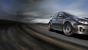 &bdquo;Subaru Impreza STI&ldquo; sedanas jau pakeliui į Lietuvą