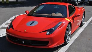 Kaip &bdquo;Ferrari 458 Italia&ldquo; taisė