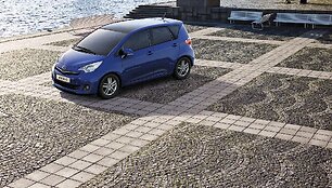 Paryžius. &bdquo;Toyota Verso-S&ldquo; - mažas, talpus ir sumanus