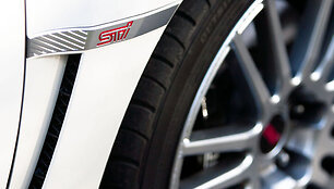 &bdquo;Subaru STI&ldquo; sedanas jau Lietuvoje