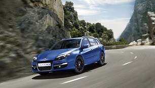 Atnaujinta &bdquo;Renault Laguna&ldquo;