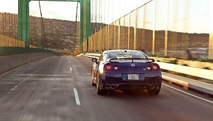 „Nissan GT-R“ gavo papildomus 45 AG