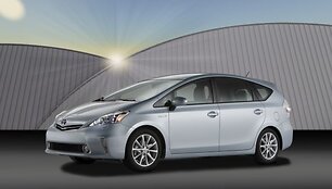 &bdquo;Toyota Prius V&ldquo; hibridinis minivenas