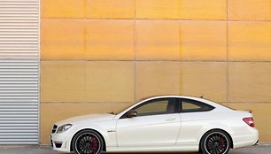 „Mercedes-Benz C63 AMG Coupe“