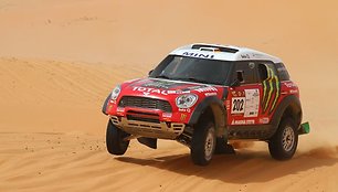 „Abu Dhabi desert challenge“ – trečiasis greičio ruožas