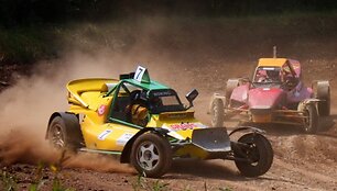 Autokrosas Sungaili&scaron;kių kroso trasoje