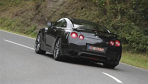 2012-ųjų &bdquo;Nissan GT-R&ldquo;