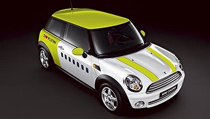 „airBaltic MINI Cooper“