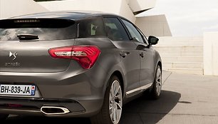 Citroen-DS5-2012-widescreen-16